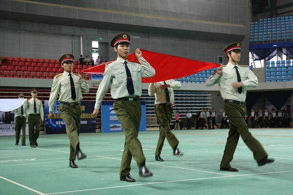 ����׳���������ڰ˽�м����˶���ͼƬ������1��